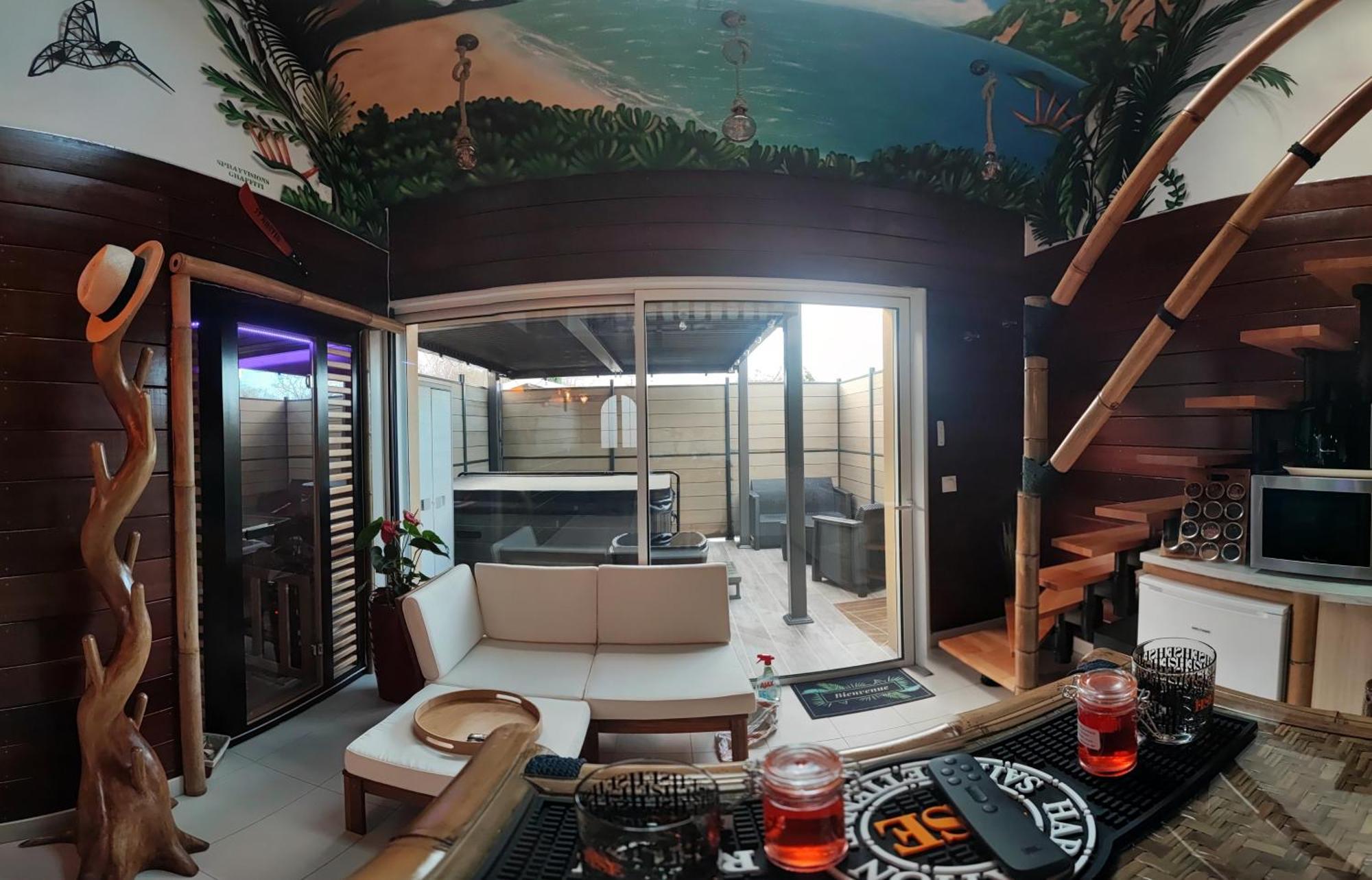 La Kaz Rhumantique Sauna And Spa Privatif La Riviere-Saint-Sauveur ภายนอก รูปภาพ